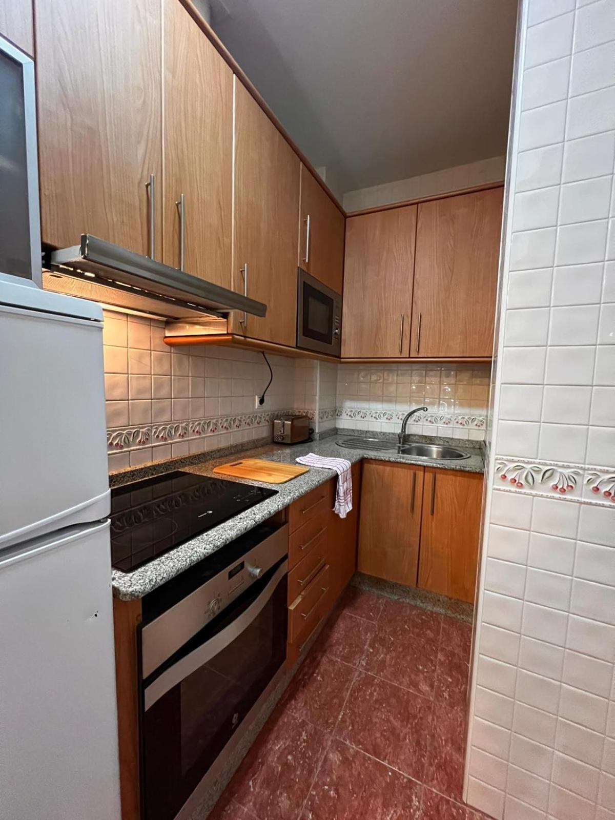 Central Suites Isabel II Vigo Exteriör bild
