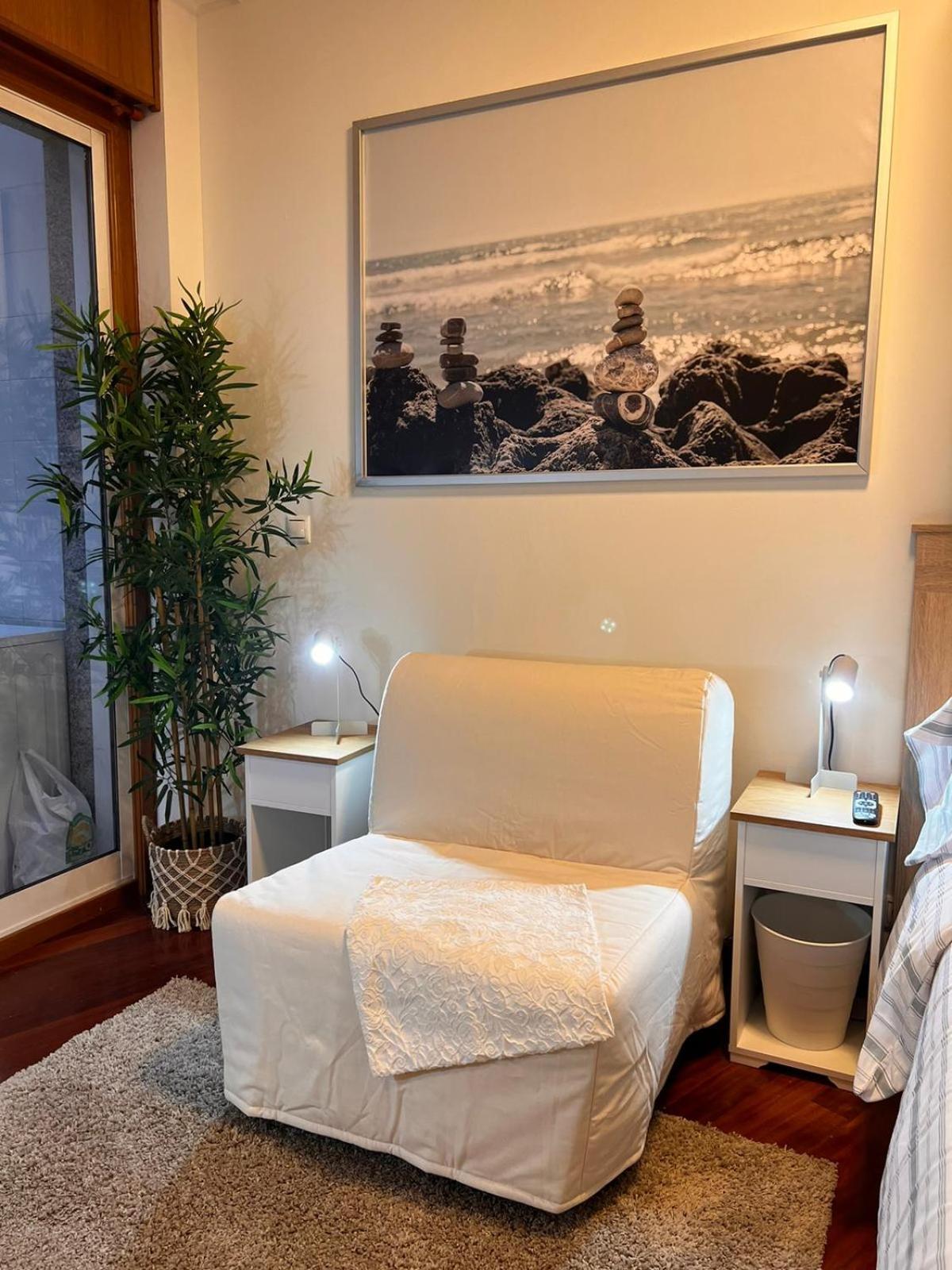 Central Suites Isabel II Vigo Exteriör bild