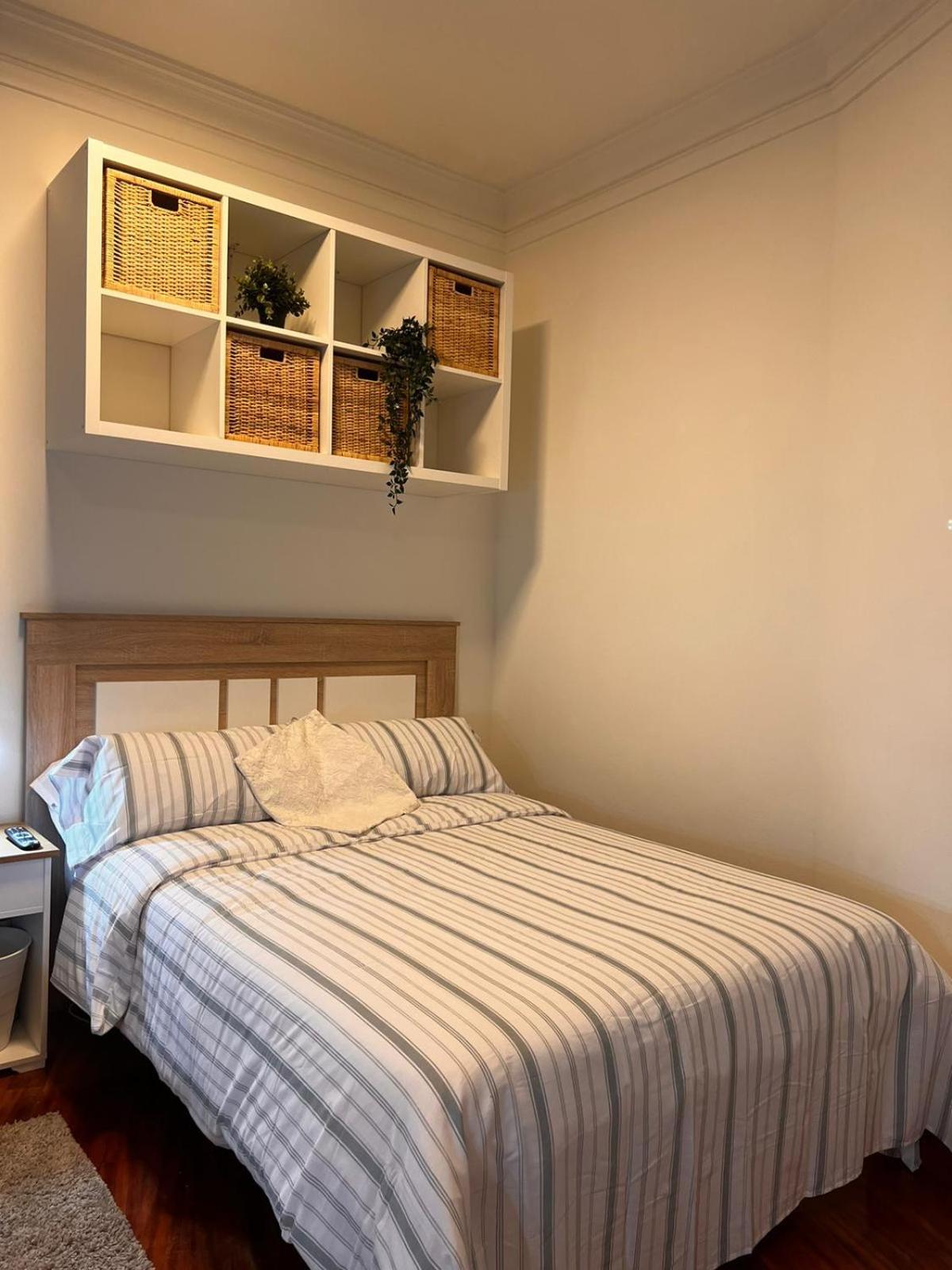 Central Suites Isabel II Vigo Exteriör bild